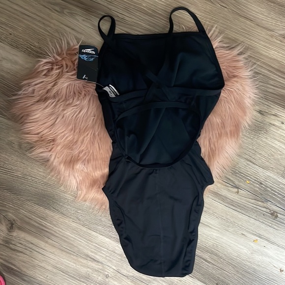 Speedo Endurance Black  Solid Flyback Training Swimsuit size 12 - Picture 5 of 10